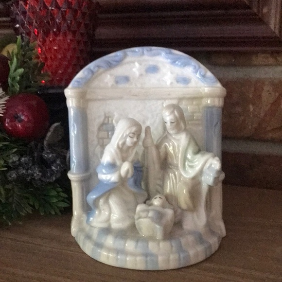 Vintage Blue Porcelain Nativity Holy Family - Picture 1 of 5